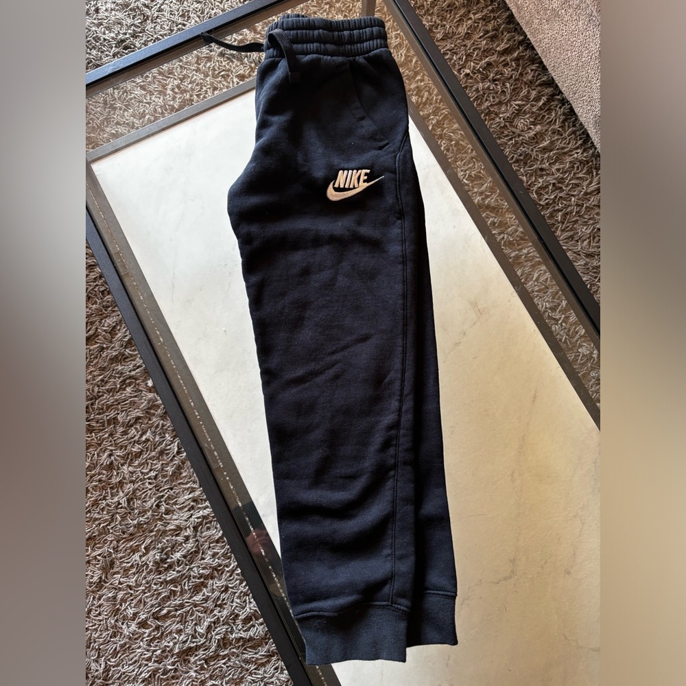Boys Small Nike sweatpants
